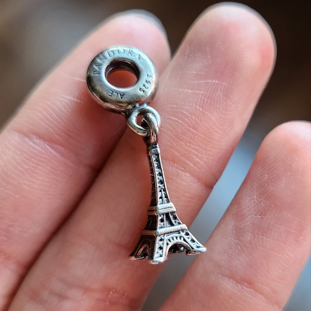 Pandora Eiffle Tower Charm